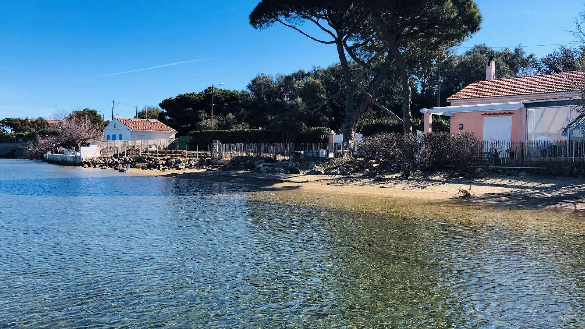 Le Cabanon Apartment Hyeres