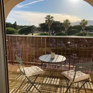 Appartamento Escapade Au Port, Hyères